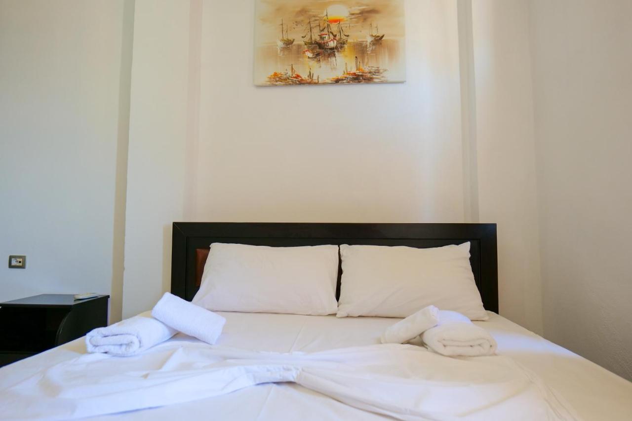 Verano Hotel Sarande Exterior photo